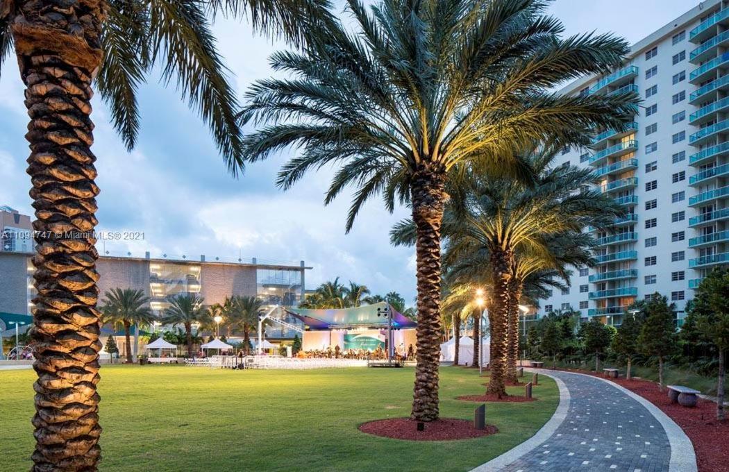 Disfruta Sunny Isles Ocean 1206 Str-02816 Apartment Miami Beach Exterior photo